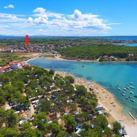 Villa Flora Maris Apartments Privlaka  Kültér fotó
