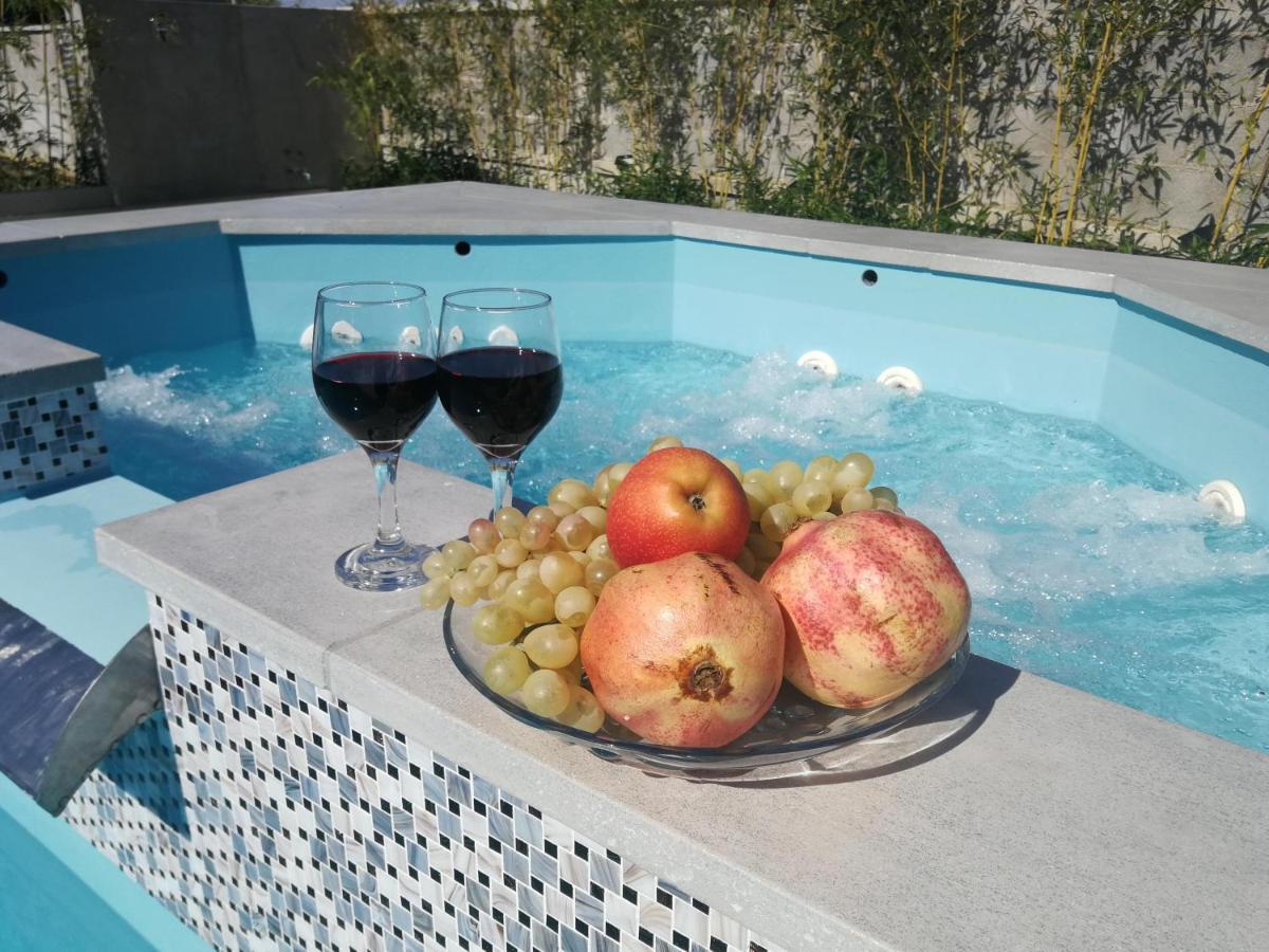 Villa Flora Maris Apartments Privlaka  Kültér fotó
