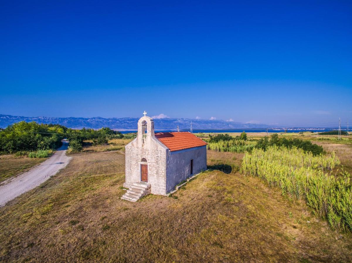 Villa Flora Maris Apartments Privlaka  Kültér fotó