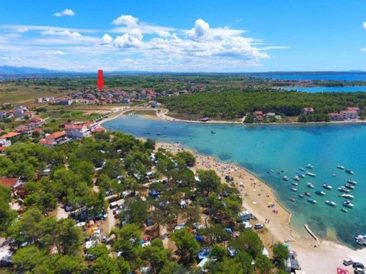 Villa Flora Maris Apartments Privlaka  Kültér fotó