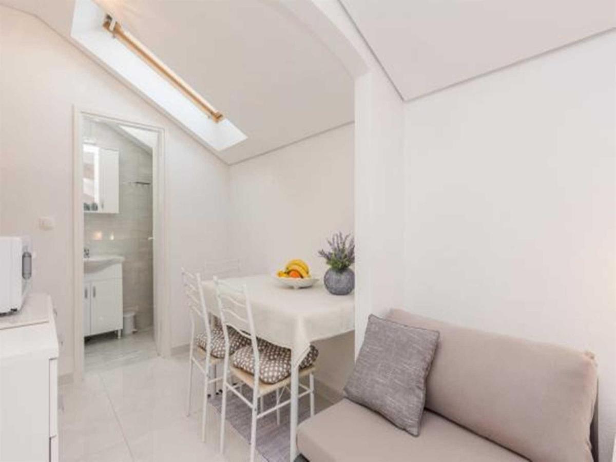 Villa Flora Maris Apartments Privlaka  Kültér fotó