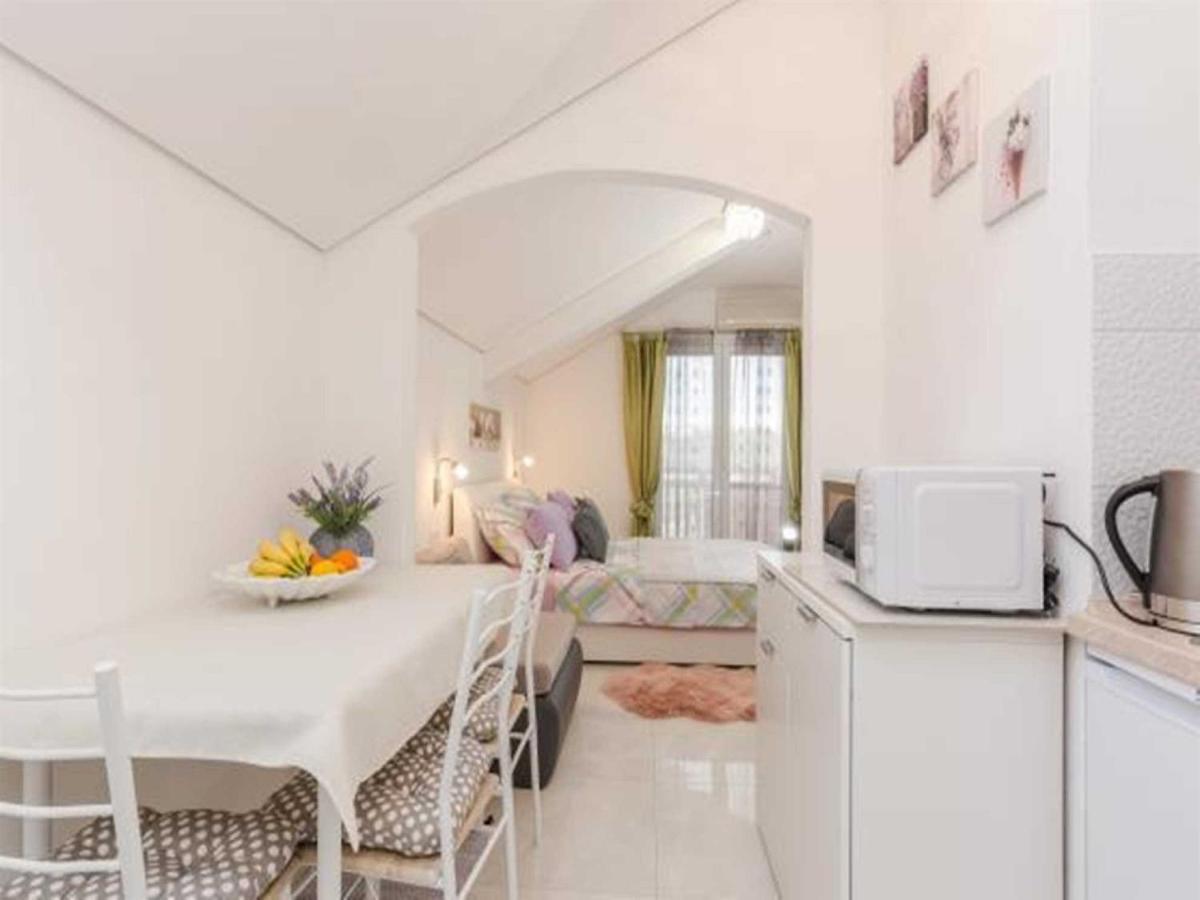 Villa Flora Maris Apartments Privlaka  Kültér fotó