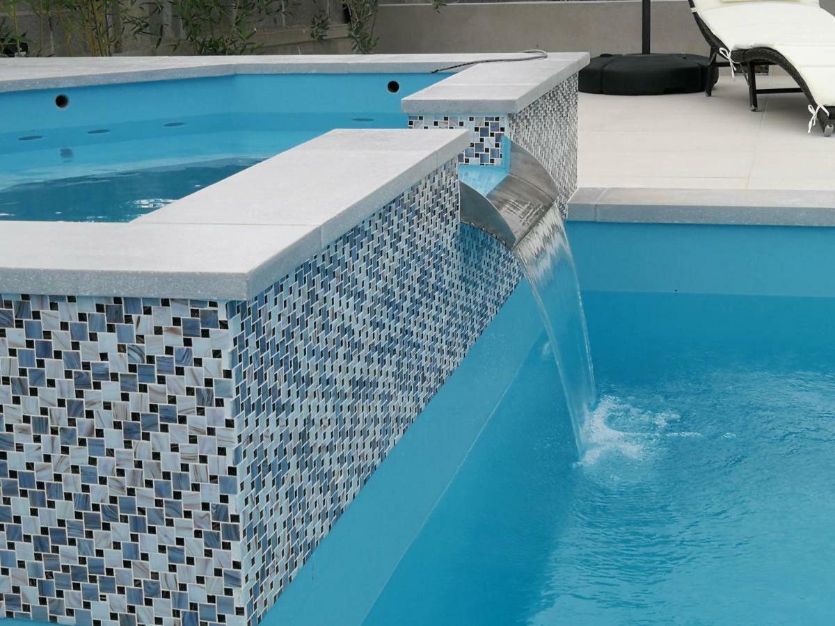 Villa Flora Maris Apartments Privlaka  Kültér fotó